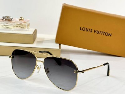 p180 Louis Vuitton mod：Z1308 size：61口14-145