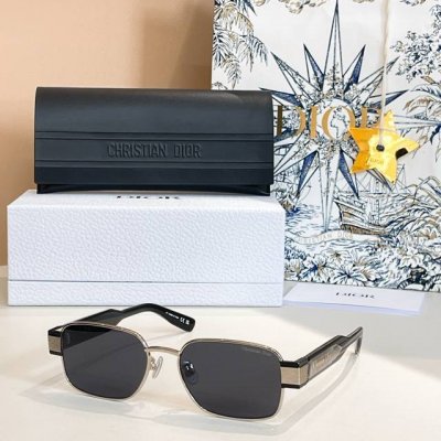 Dio*Model：Christian Dior Label S2Usize：54口17-145