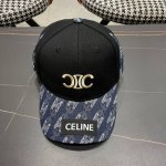 celine赛琳 春夏款新款简约拼色棒球帽，新款出货，大牌款超好搭配，赶紧入手！