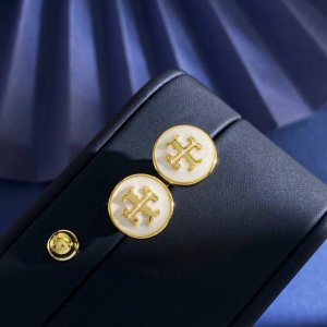 tory Burch托里伯奇时尚简约几何圆形白色滴油耳钉 黄铜材料 重约4.8G 尺寸约1.15Cm*1.15Cm0.32Cm