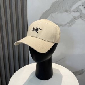 Arcteryx Small Bird Hat 始祖鸟刺绣标弯檐棒球帽轻量帽子防晒帽遮阳帽情侣款Small Bird帽子四季皆宜 性能持久 适合越野跑 徒步 登