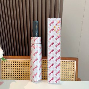 Coach 蔻驰 夏季新款 全自动折叠晴雨伞 黑色涂层防晒有效阻隔紫外线99% U价F 50 所以能起到伞下体感降温的效果 有效隔热 高效防晒 一把搞定 超轻全