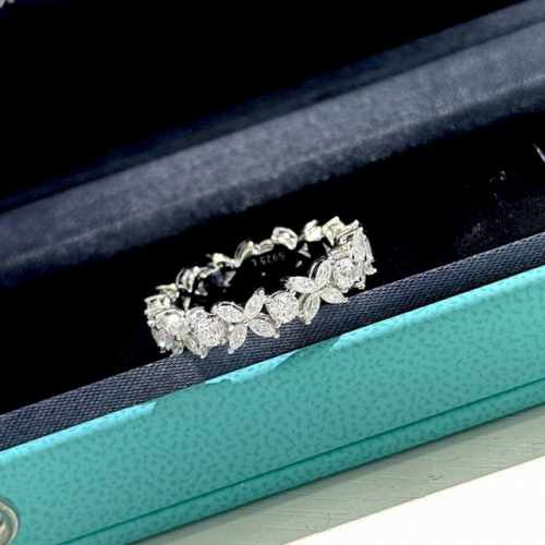 a1616 T家 奢华马眼 花絮戒指 钻石婚戒名媛奢华大牌高档正品钻石戒指 爆闪 专柜品质 S925纯银 完美打造 每一微小细节都经老师傅耐心打磨而成 非常好看