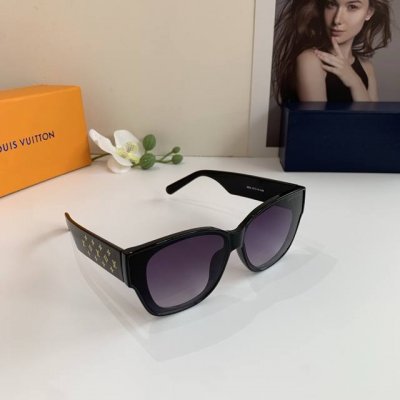 lv 路易威登 新款网红太阳镜 方框时尚个性百搭潮流眼镜 防紫外线遮阳墨镜