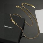 ysl 圣罗兰 项链原装黄铜材质 Yves Saint Laurent 创立于1961年 优雅抽象大胆别致的设计风格使它成为奢华时尚界著名的品牌之一。引领精致、