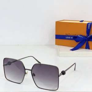 Louis Vuitto*Model：Z1996Usize：63口16-145