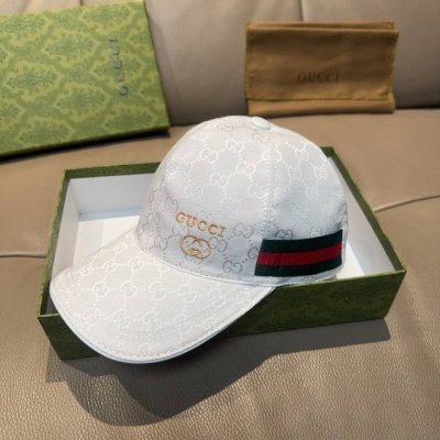 万年经典款出货！ 配盒子布袋，Gucci 古奇 经典原单棒球帽金丝小刺绣，专柜1:1开模订制，最高版本，原版帆布料+头层牛皮，纯棉内里，轻盈透气！实物拍摄，四季