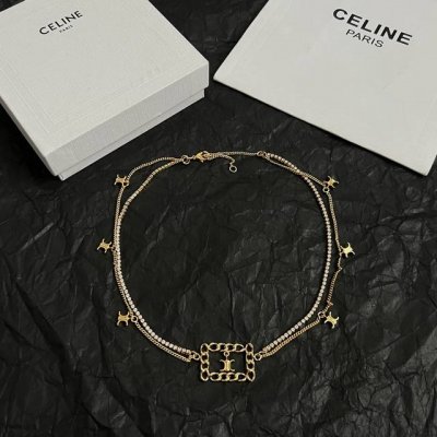 Celine 赛琳 项链 一直是简约时尚界的标杆大胆的设计 百看不厌搭配起来更Fashion 长度：47厘米