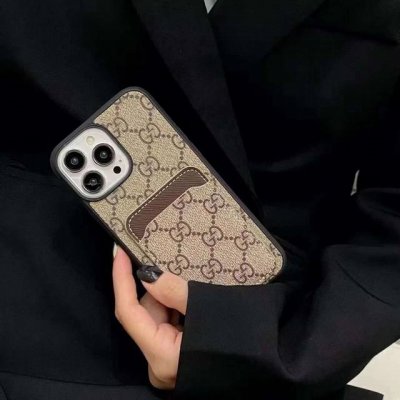 Gucci古驰经典爆款 老花手机壳 插卡全包壳 经典奢华系列 型号 为了不出现报错型号 请打开本机查看手机设置显示的型号 iphone16系列更新 iphone