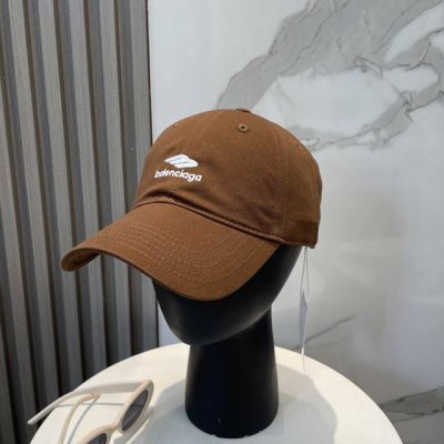balenciaga巴黎世家新款刺绣Logo棒球帽 很酷的色系 男女佩戴都有不同Style 第一批抢先出货 巴黎粉必入款