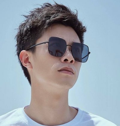 Gucci 男款炫彩飞行员偏光太阳镜 材质：高清尼龙加厚卡槽高清偏光镜片 无边框镜架颜型号：G2374