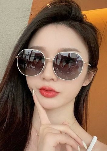 2025新款 爱马仕女士偏光太阳镜 宝丽来高清镜片高品质Tr-90镜框 时尚百搭！ 型号：H3821