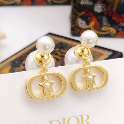 编号Ded0500 Dio*最新款大小珍珠星星耳钉 一致Z批黄铜材质
