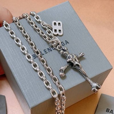 原单货新品发布 巴黎世家项链 Balenciaga 新款项链专柜一致 细节做工精细 每个细节流程到位 设计工艺精细 火爆款出货 设计独特 复古风格 巴黎世家项链