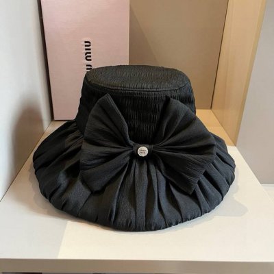 100￥ miumiu缪缪2024新款遮阳帽，名媛风小清新蝴蝶结遮阳帽，高级欧根纱定制，头围57Cm