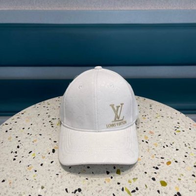 路易威登棒球帽louisvuitton春款lv棒球帽，重工打造全帽刺绣，高端大气，百搭款男女通用！跑量！