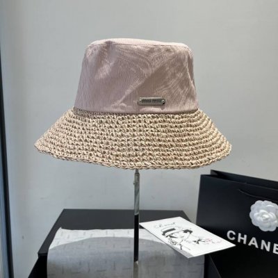 miumiu缪缪新款渔夫帽，编织拼接金丝面料，头围57Cm