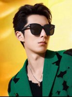 gucci古奇 新款连体驶驾镜墨镜出行必众备多明星同款 太阳镜 男女太士阳镜飞行 型号：G12028
