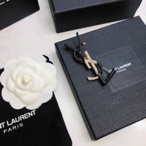 ysl Yves Saint Laurent 圣罗兰胸针 精镶单排钻 高端大气 完美比例 超级百搭