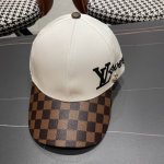 Lv路易威登原单刺绣棒球帽 专柜热卖轻盈透气。完美版型，对格精准无误，原厂品质，独家实物拍摄，男女适用