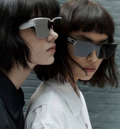 迪奥 Diorclub 连体风镜，高版 采用 Dior Oblique 图案装饰，打造时尚现代的 Dior 造型