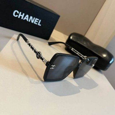 100￥ chanel香奈儿太阳镜众多明星同款[色]香奈儿新款大框墨镜 ，宝丽来超清太阳镜