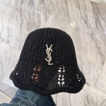50 ysl 新款水桶帽～简约太好看啦！ 春夏氛围感满满！上身是美式甜酷风和帅气工装风碰到！简直高级到心坎上了也是潮人最爱