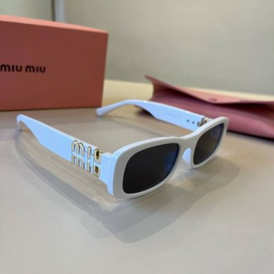 miumiu缪缪墨镜甜酷摩登女孩看过来 真的被拿捏了太爱了菱形脸高颧骨的集美