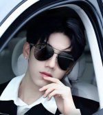Gucci 2025新款男女情侣款太阳镜多边形墨镜Ip电镀永不褪色 超轻超有弹性整幅眼镜无螺丝重要的是压不坏 高清尼龙镜片 精湛的工艺 原版材料 休闲大气不挑人