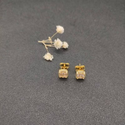 david Yurman主石5Mm 四爪镶钻黄金香槟石耳钉。 编号Dyeh-015