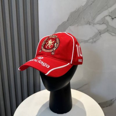 balenciaga巴黎世家新款刺绣Logo棒球帽 很酷的色系 男女佩戴都有不同Style 第一批抢先出货 巴黎粉必入款