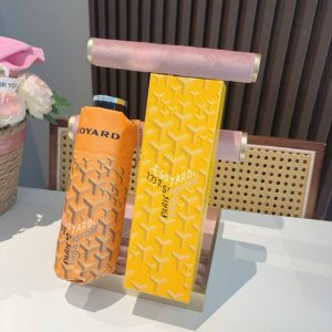 Goyard戈雅 2025新款 五折手开口袋伞 热卖款 时尚指数爆表 不论晴天雨天使用都相得益彰 拥有它感受风从身体经过的感觉 留下沁人的芬芳 时尚达人必备哦