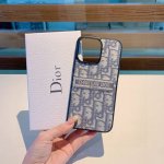 新品上架 dior刺绣布艺全包手机壳 型号 为了不出现报错型号 请打开本机查看手机设置显示的型号 iphone16系列更新 iphone16pro Max 6.
