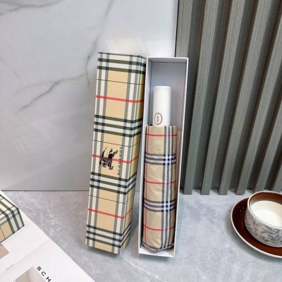 巴宝莉Burberry三折防晒睛雨伞 2570夏季新款 全自动折叠晴雨伞 内里黑色涂层防晒有效阻隔紫外线99% Upf 50 所以能起到伞下体感降温的效果 有效