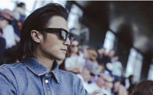 Gucci古奇 2025新款 谢霆锋同款. 这款镜框的立体感绝对是需要大型精雕设备再配上原厂数据才能做到精美绝伦的效果 简约有质感 Gg1529S