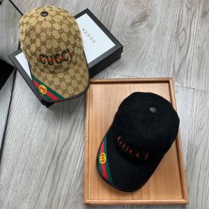 G家。织带款-前沿圈圈 超A品质 最新款！时尚潮流，高端做工！每一个帽子都是用心之作！牛津材质！头层牛皮！配盒子、防尘袋、卡片！非一般的品质，细节也很重要。真皮