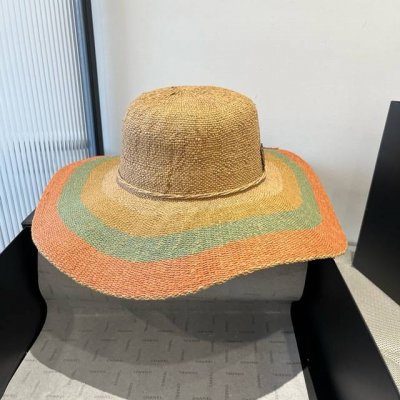 跑量 Loewe～春夏新款大帽檐遮阳帽 彩虹边，夏天氛围感拉满！