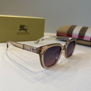 太阳镜素颜神器 burberry巴宝莉 官方早春新款 众多明星同宝丽来超清太阳镜