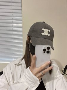 配防尘袋 赛琳Celine新款洗水牛仔棒球帽 最好品质的 休闲大方 简约时尚 大家自己对比哦
