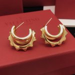 编号Ved0163 华伦天奴 金属耳环耳勾 精致女孩必备时髦单品
