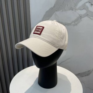 miumiu新款素色棒球帽 当下爆热的色系-街头感十足 潮流百搭 小红书种草 毒药 get上你们的男朋友 一起Cool