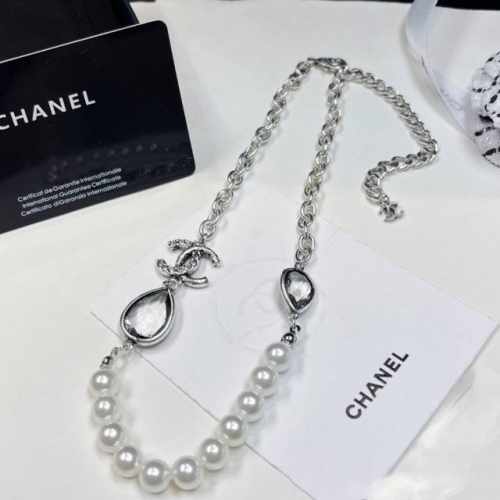 Chanel 双C枪黑双水滴链条珍珠项链 24A高级手工坊系列，整个系列都要入，火到炸裂，美到窒息，不买真心对不起自己非常有高级感的一款项链，上边用了施华洛世奇