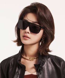 Gucci古奇 新款连体驶驾镜墨镜出行必众备多明星同款 太阳镜 男女太士阳镜飞行 型号 G0109