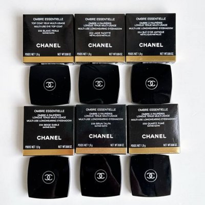 专 可配中文标香奈儿单色眼影1.9G！色号：220#，222#，224#，234#，236#，238#。