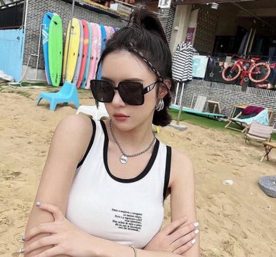 Dior-迪奥 2025开春新款 潮流爆款 时尚方框偏光太阳镜 高品质 佩戴舒适 网红潮款墨镜 型号：D5541