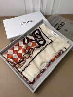 赛琳。年新款！ 羊绒印花长巾 纯正客供克什米尔山羊绒.手感好到没朋友.糯软轻薄透气.现在空调室地铁里必备款！颜色多次打样全部采用进口染料.染色亮度色泽度饱和度都