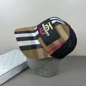 配防尘袋 Burberry 巴宝莉 小红书热卖款！对格渔夫帽 专柜热卖款纯棉内里，轻盈透气。完美版型，对格精准无误，原厂品质，独家实物拍摄，男女适用！ 6887