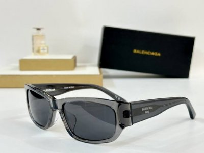 p160 Balenciag* mod：Bb0368Sk size：57口17-140