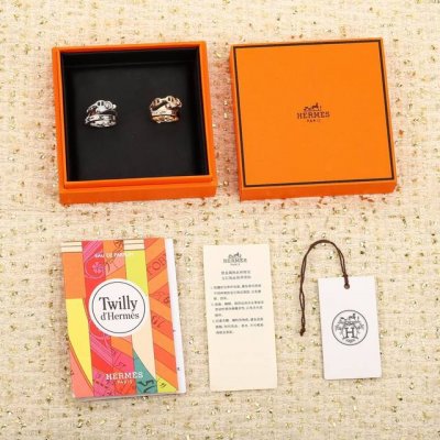 205285 我们出品 猪鼻子三合一戒指 可订做真金真钻 只做对版Zp真金货 pk市面各种金货量大咨询客Fu 明星 网红 名媛都难以抗拒 酷劲十足的经典标志 古