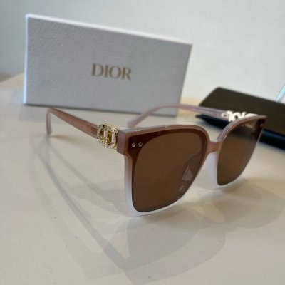 dior迪奥太阳镜，轻盈舒适，超级遮脸小